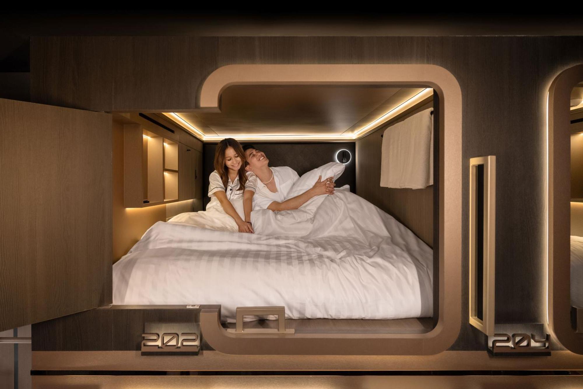 Cube Social Boutique Capsule Hotel At Boat Quay سنغافورة المظهر الخارجي الصورة