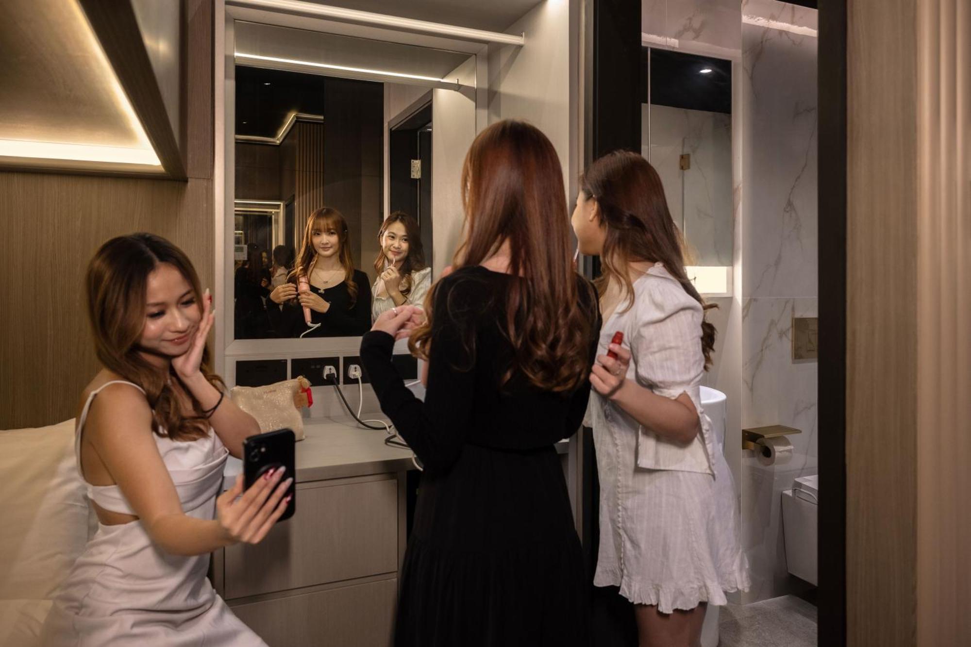 Cube Social Boutique Capsule Hotel At Boat Quay سنغافورة المظهر الخارجي الصورة