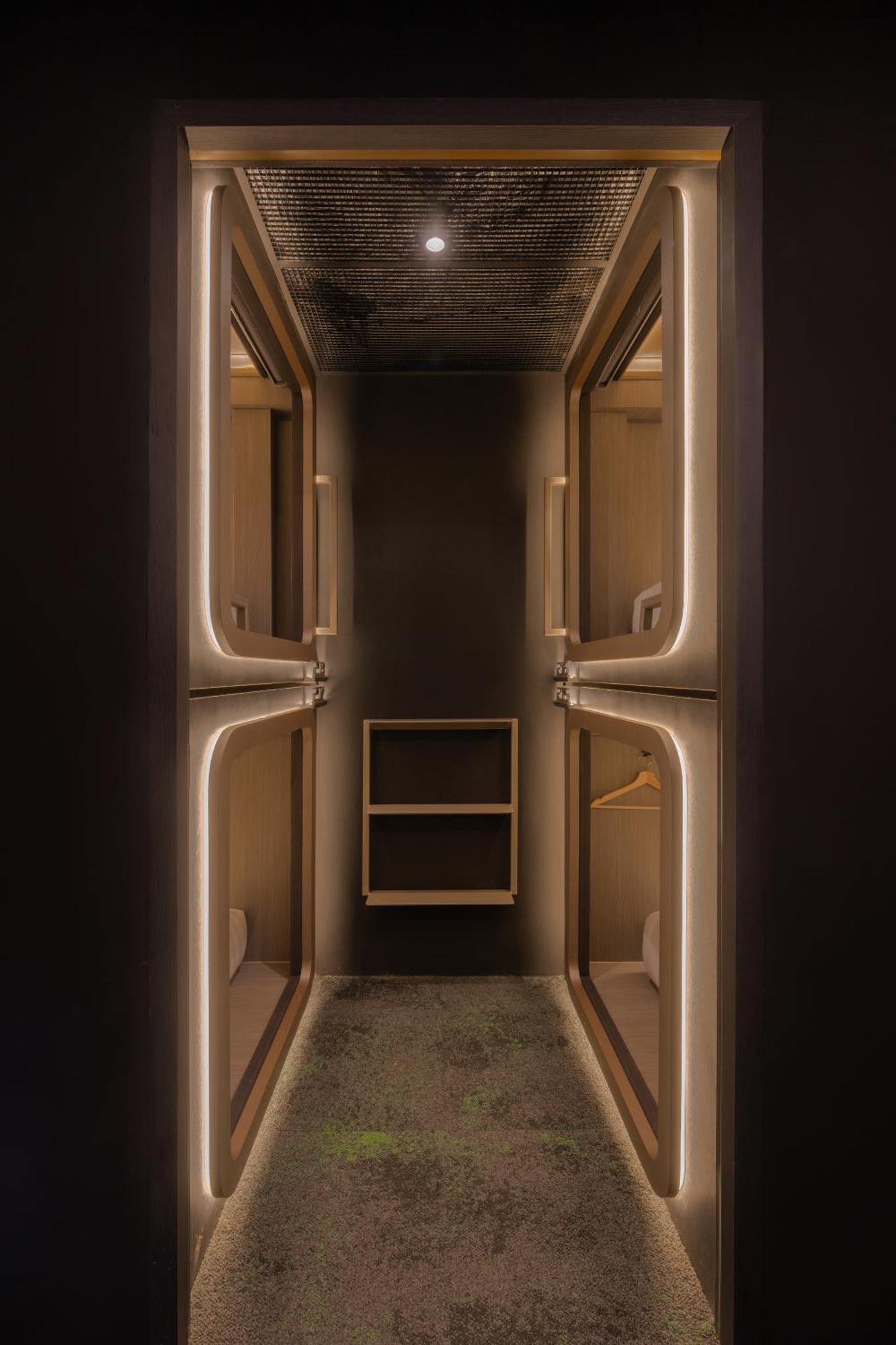 Cube Social Boutique Capsule Hotel At Boat Quay سنغافورة المظهر الخارجي الصورة