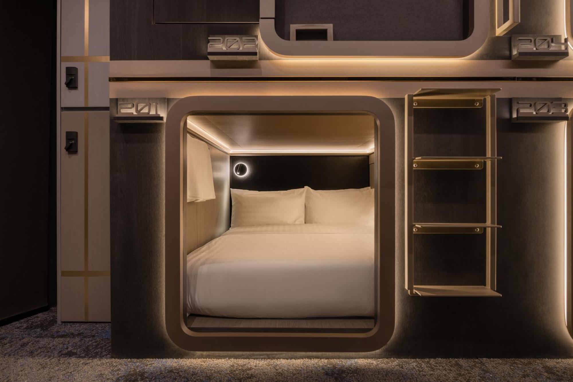 Cube Social Boutique Capsule Hotel At Boat Quay سنغافورة المظهر الخارجي الصورة