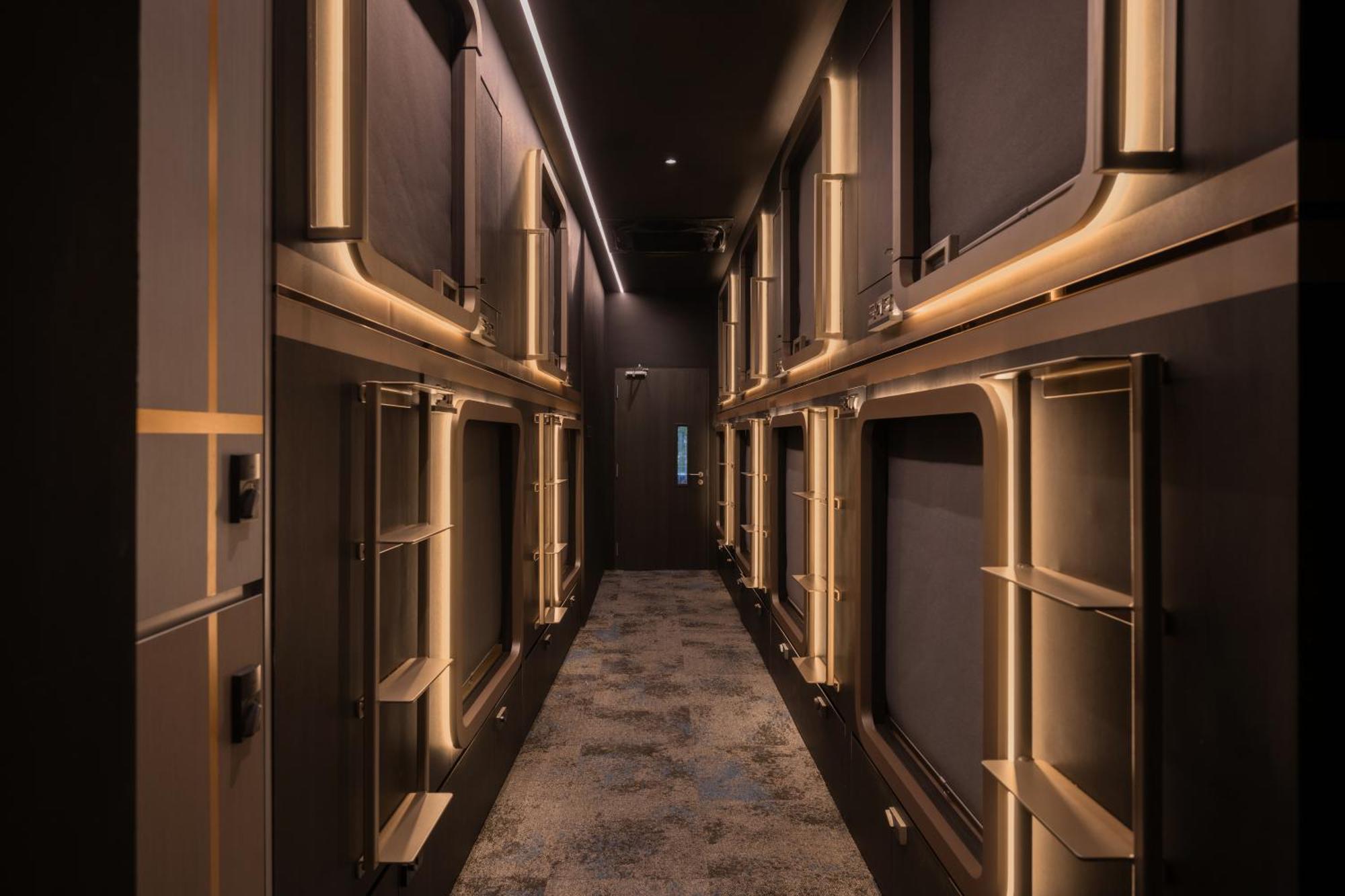 Cube Social Boutique Capsule Hotel At Boat Quay سنغافورة المظهر الخارجي الصورة