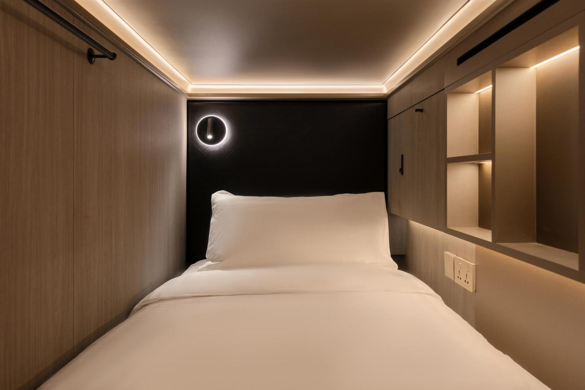 Cube Social Boutique Capsule Hotel At Boat Quay سنغافورة المظهر الخارجي الصورة